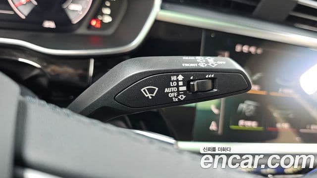 Audi Q3 2025 — ფოტო 23/33