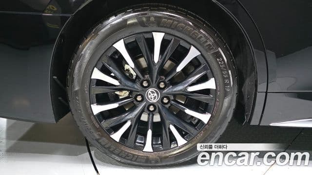Toyota Alphard 2025 — Şəkil 4/20