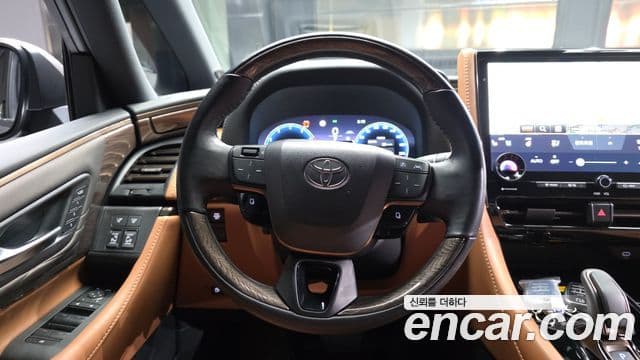 Toyota Alphard 2025 — Şəkil 13/20