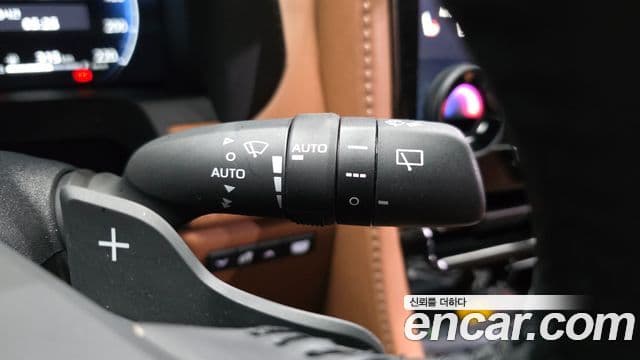 Toyota Alphard 2025 — Photo 4/38