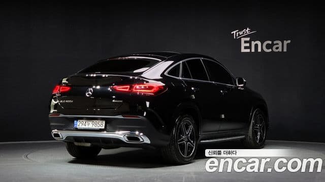 Mercedes-Benz GLE-Class 2020 — Фото 2/20