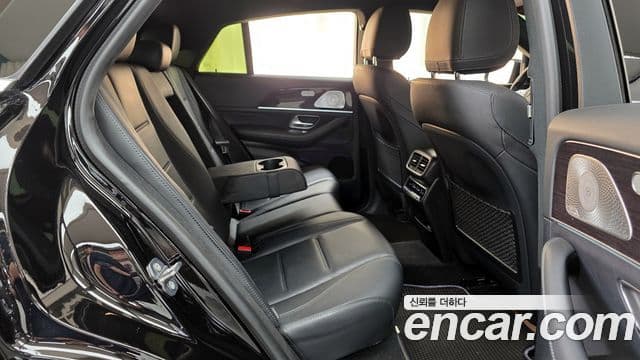 Mercedes-Benz GLE-Class 2020 — Фото 12/20