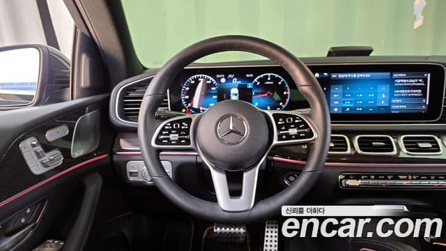 Mercedes-Benz GLE-Class 2020 — Фото 13/20