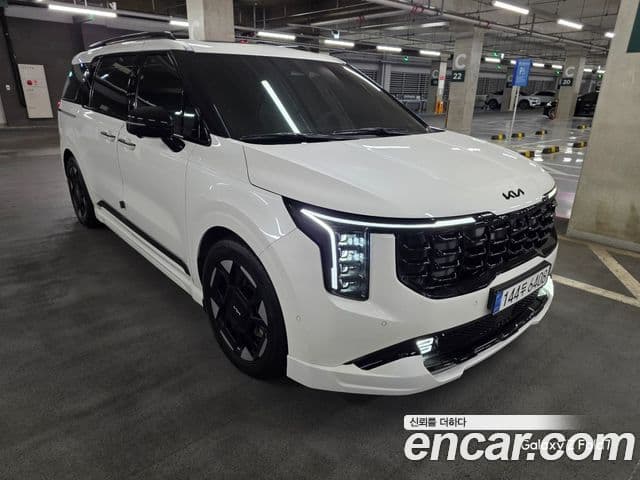 Kia Carnival 2023 — Şəkil 4/16