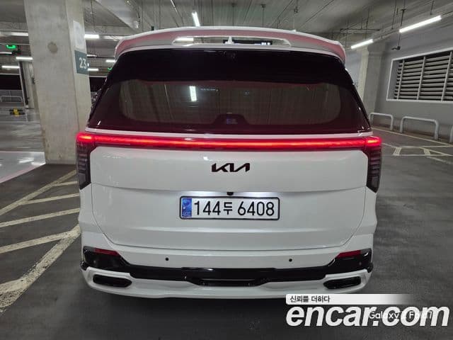 Kia Carnival 2023 — Şəkil 1/16