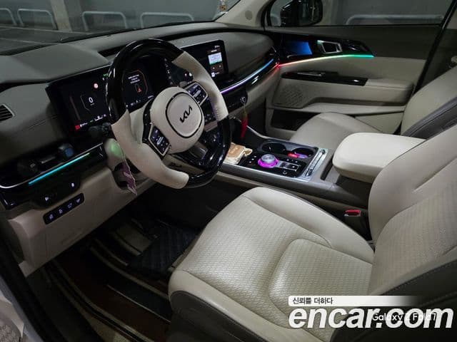 Kia Carnival 2023 — Şəkil 15/16
