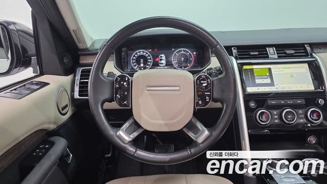 Land Rover Discovery 5 2019 — Şəkil 14/20