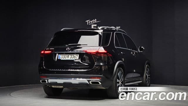 Mercedes-Benz GLE-Class 2024 — Фото 2/20