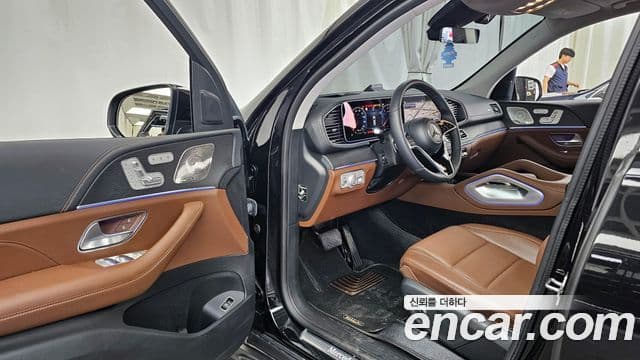 Mercedes-Benz GLE-Class 2024 — Фото 10/20