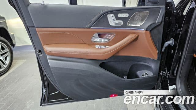 Mercedes-Benz GLE-Class 2024 — Şəkil 21/34