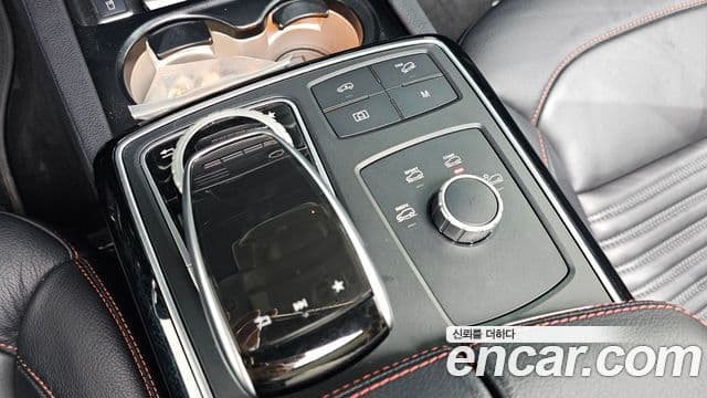 Mercedes-Benz GLE-Class 2018 — ფოტო 20/20