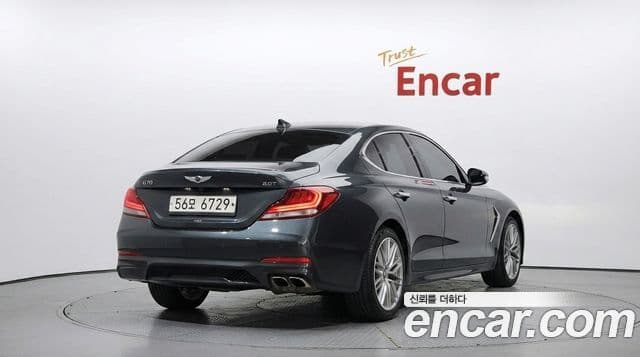 Genesis G70 2018 — ფოტო 2/20