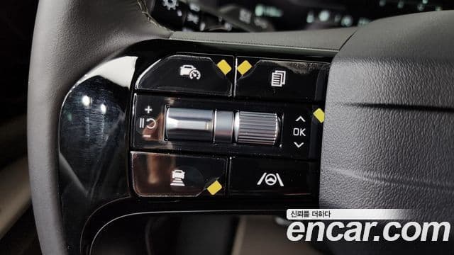 Kia Carnival 2025 — фото 15 из 20
