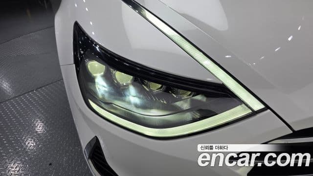 Hyundai Sonata Hybrid 2019 — ფოტო 23/35