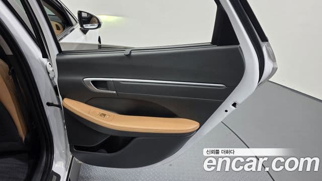 Hyundai Sonata Hybrid 2019 — ფოტო 35/35