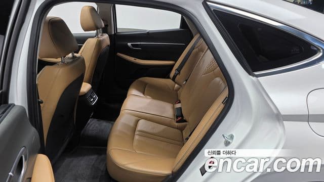 Hyundai Sonata Hybrid 2019 — ფოტო 18/35