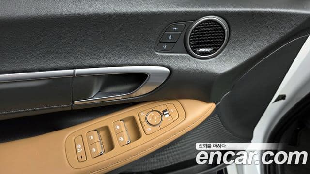 Hyundai Sonata Hybrid 2019 — ფოტო 27/35