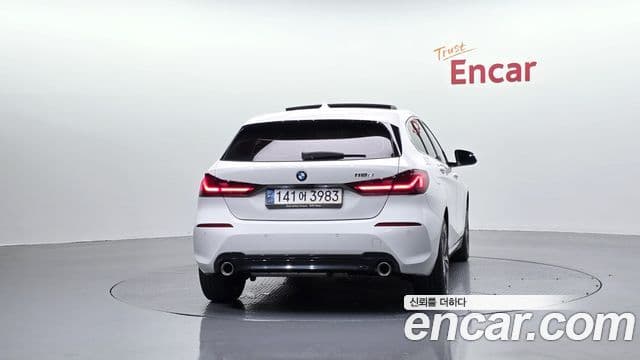BMW 1 Series 2021 — Şəkil 4/20