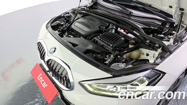 BMW 1 Series 2021 — Şəkil 6/20