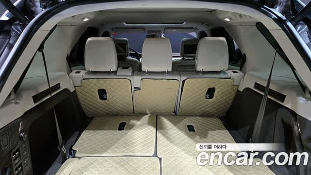Land Rover Discovery 5 2018 — Şəkil 15/30