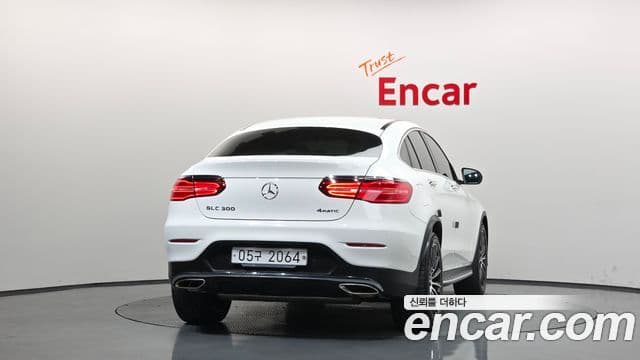 Mercedes-Benz GLC-Class 2019 — ფოტო 4/20