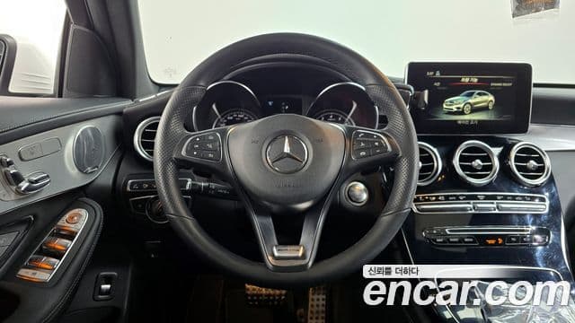 Mercedes-Benz GLC-Class 2019 — ფოტო 13/20