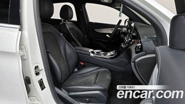 Mercedes-Benz GLC-Class 2019 — ფოტო 14/33