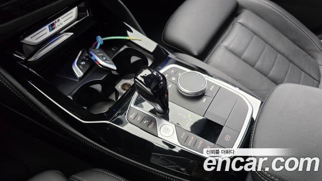 BMW X4 2022 — Şəkil 9/20