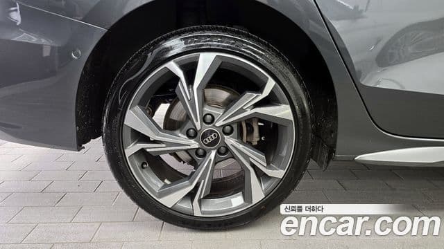 Audi A3 2023 — фото 5 из 20