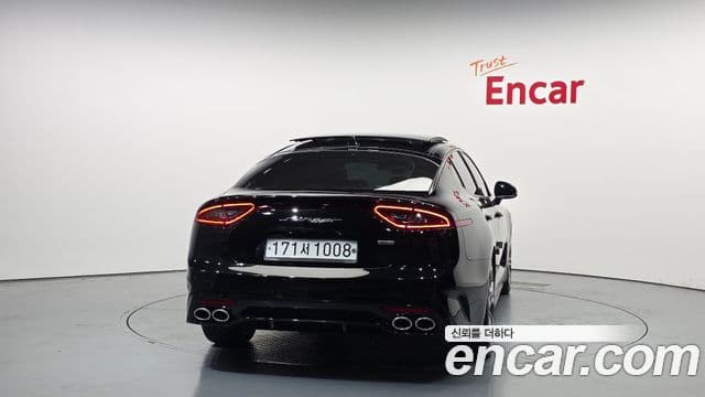 Kia Stinger 2019 — ფოტო 4/20