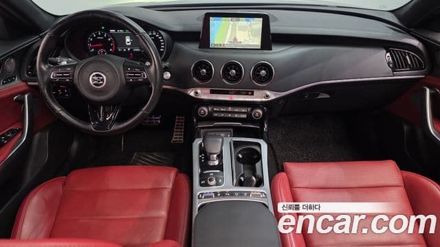 Kia Stinger 2019 — ფოტო 7/20