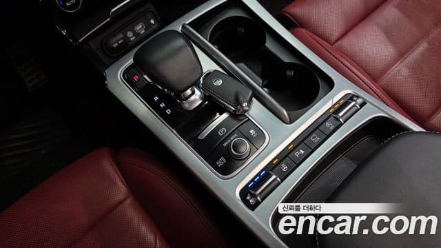 Kia Stinger 2019 — ფოტო 9/20