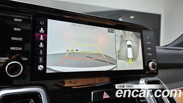 Kia Sorento 2022 — фото 16 из 20