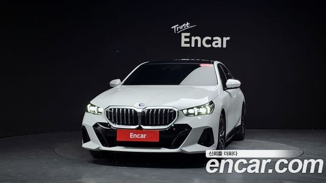BMW 5 Series 2025 — Şəkil 3/20