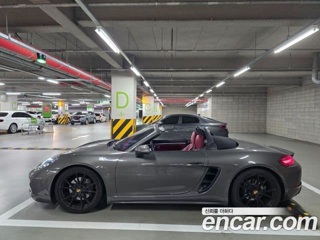 Porsche 718 Boxster 2018 — Photo 14/20