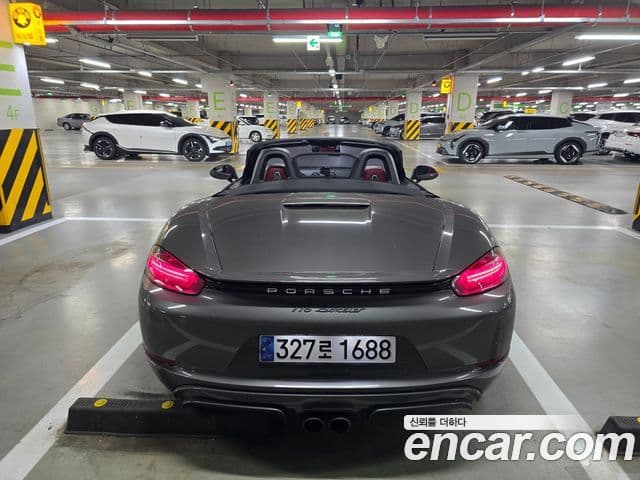 Porsche 718 Boxster 2018 — Photo 15/20