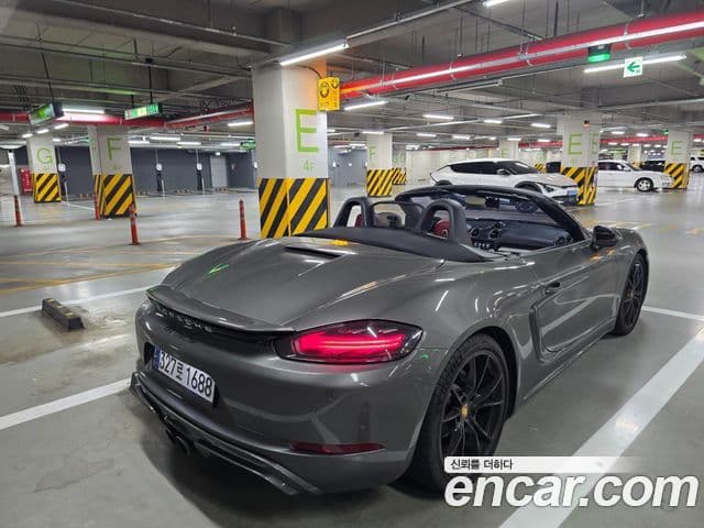Porsche 718 Boxster 2018 — Photo 18/20