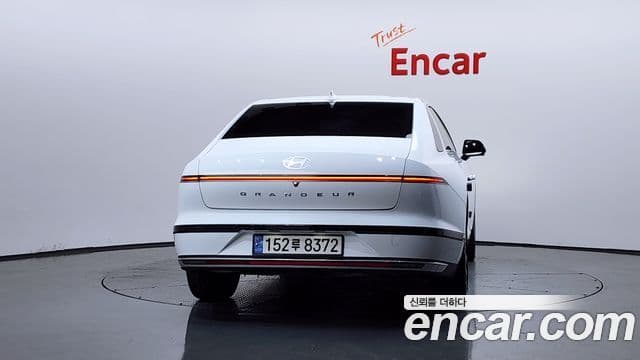 Hyundai Grandeur 2024 — ფოტო 4/20
