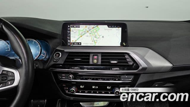 BMW X3 2018 — Şəkil 13/20
