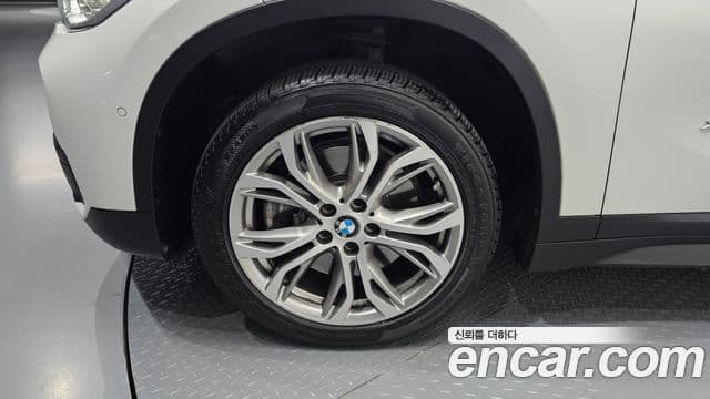 BMW X1 2018 — Şəkil 5/20