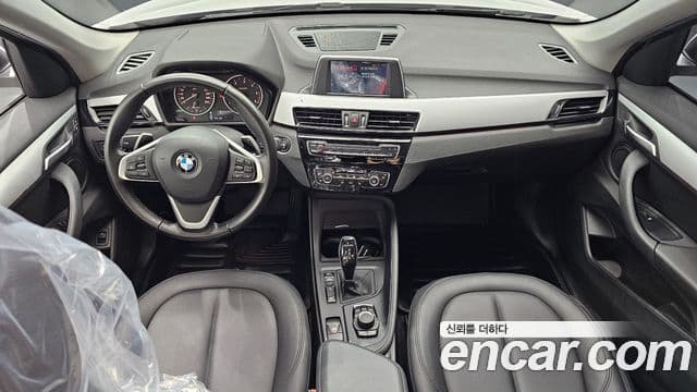 BMW X1 2018 — Şəkil 7/20
