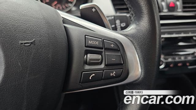 BMW X1 2018 — Şəkil 18/20