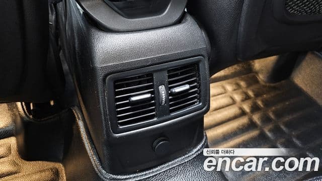 BMW X1 2018 — Photo 24/32