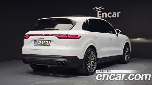 Porsche Cayenne 2022 — Şəkil 2/20