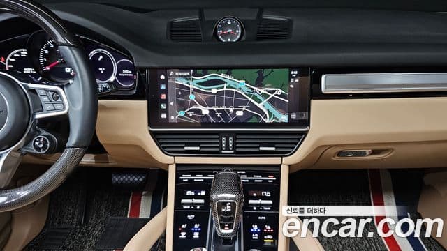 Porsche Cayenne 2022 — Şəkil 12/20
