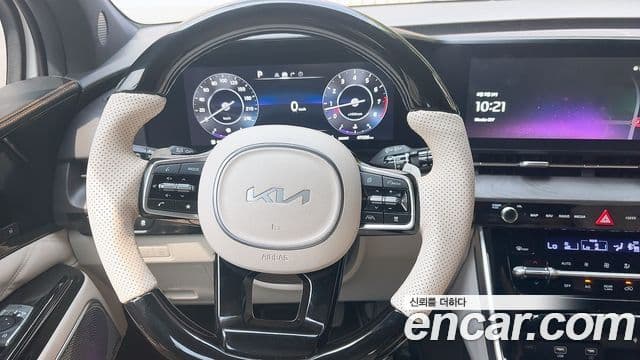 Kia Carnival 2023 — Фото 6/20