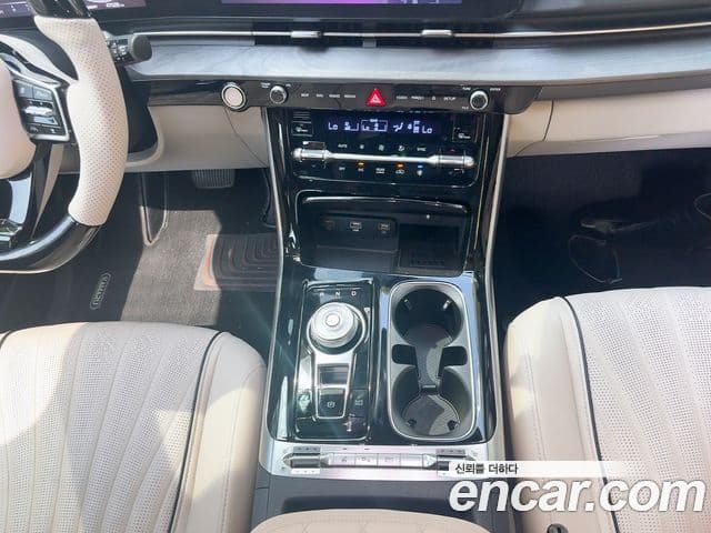 Kia Carnival 2023 — Фото 11/20