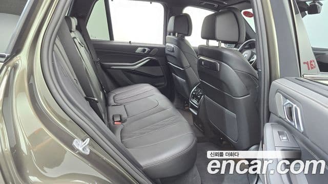 BMW X5 2025 — ფოტო 19/20