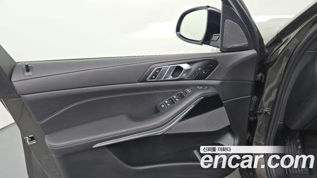 BMW X5 2025 — Photo 16/35