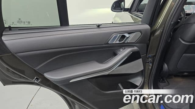 BMW X5 2025 — Photo 20/35